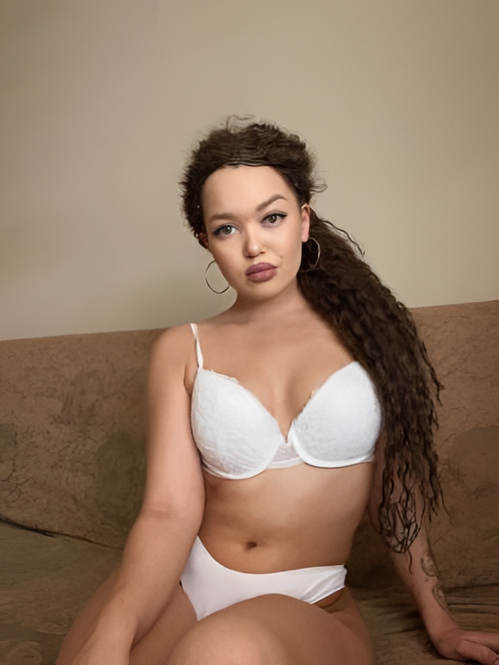 Леночка привлекальеная девушка из Гуся хрустального цена от 2500 руб