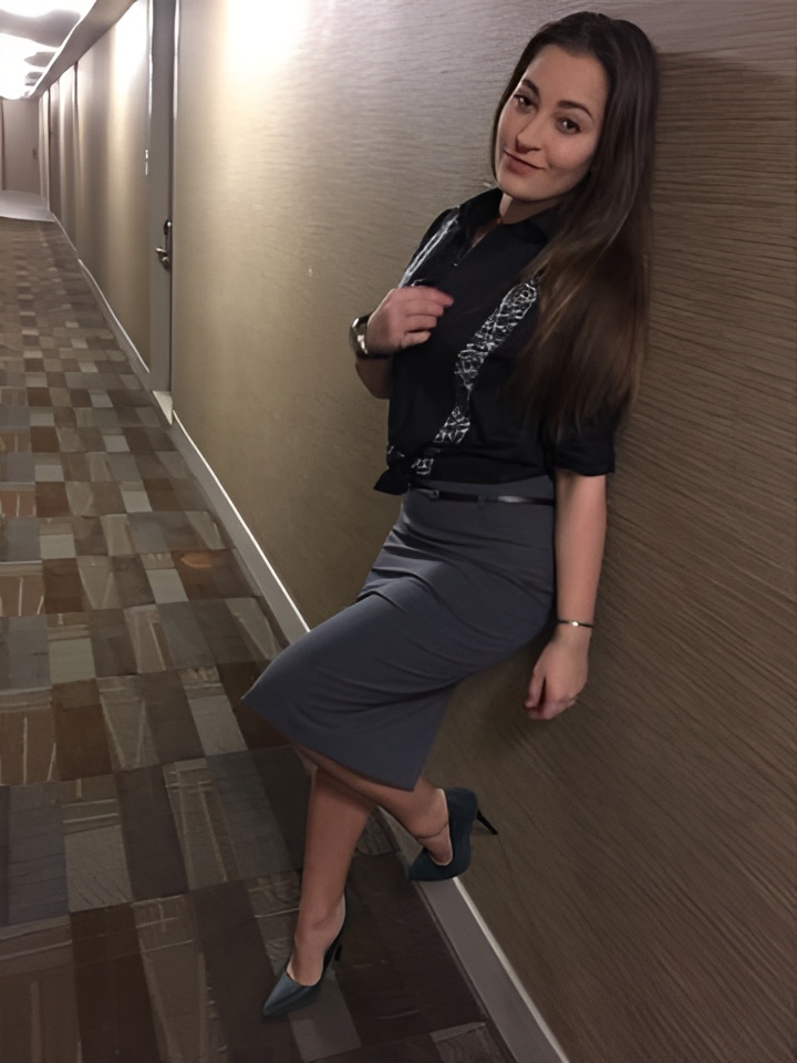 Мирослава привлекальеная девушка из Гуся хрустального цена от 5000 руб