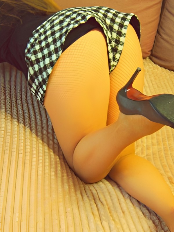 Мирослава привлекательная девушка из Гуся хрустального цена от 5000 руб