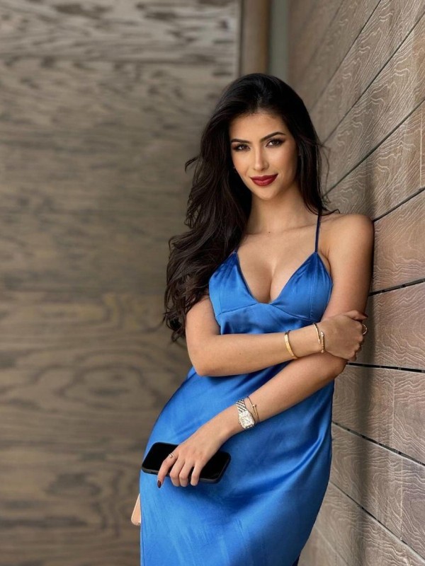 Настюха привлекательная девушка из Гуся хрустального цена от 4000 руб